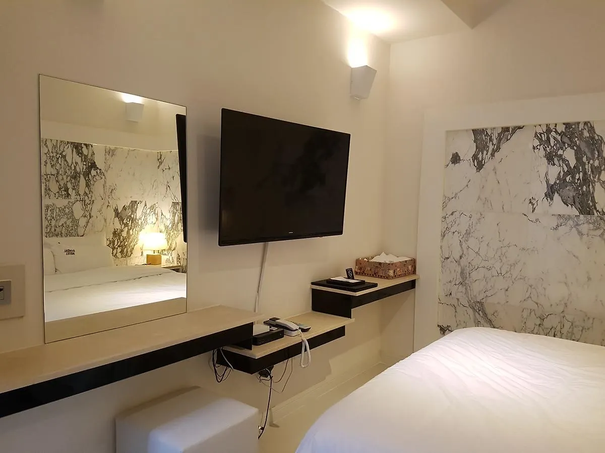 Bandal Hotel Μπουσάν 2*,  Νότια Κορέα